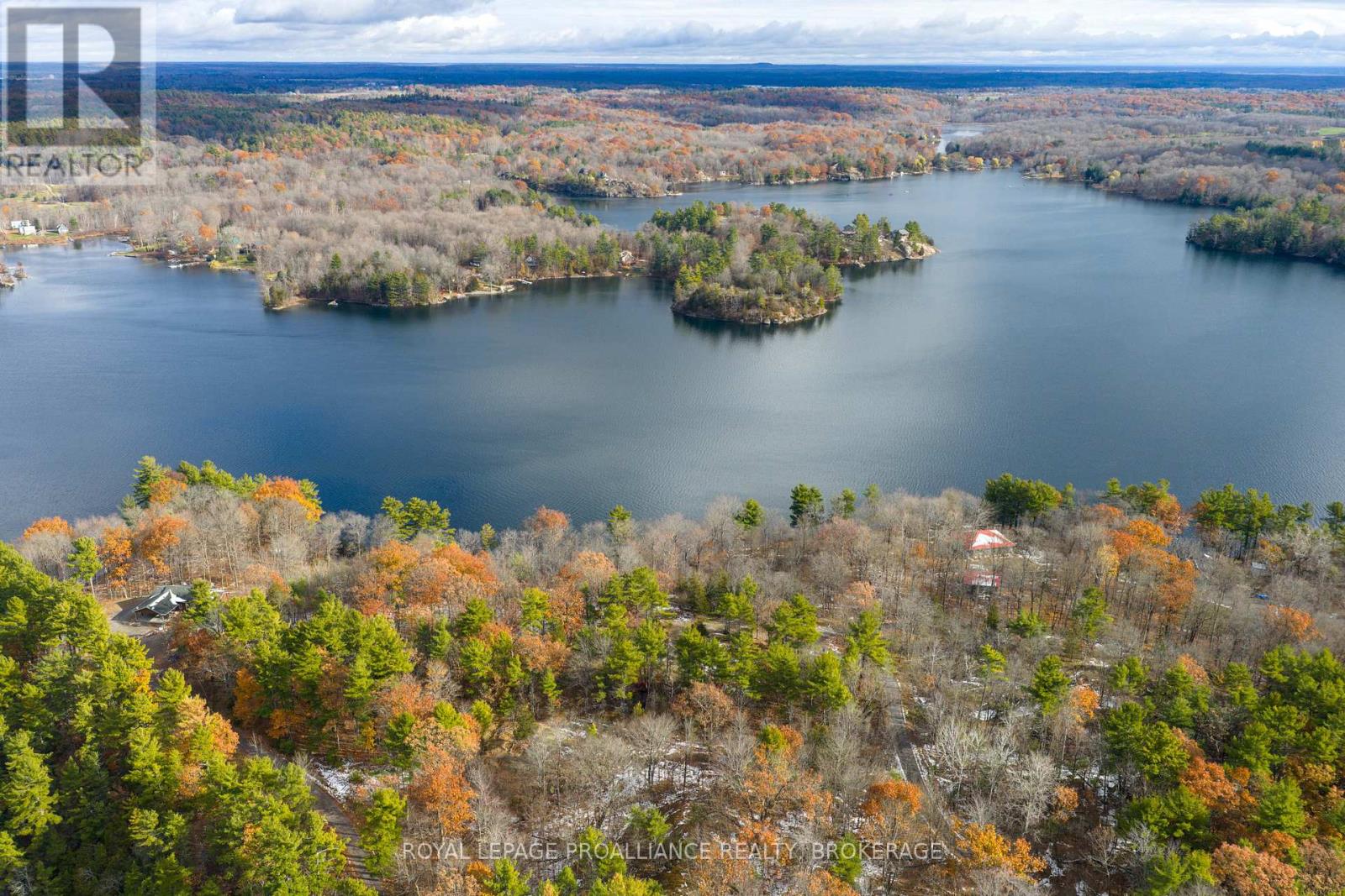 PT LT 1 WHITES POINT ROAD