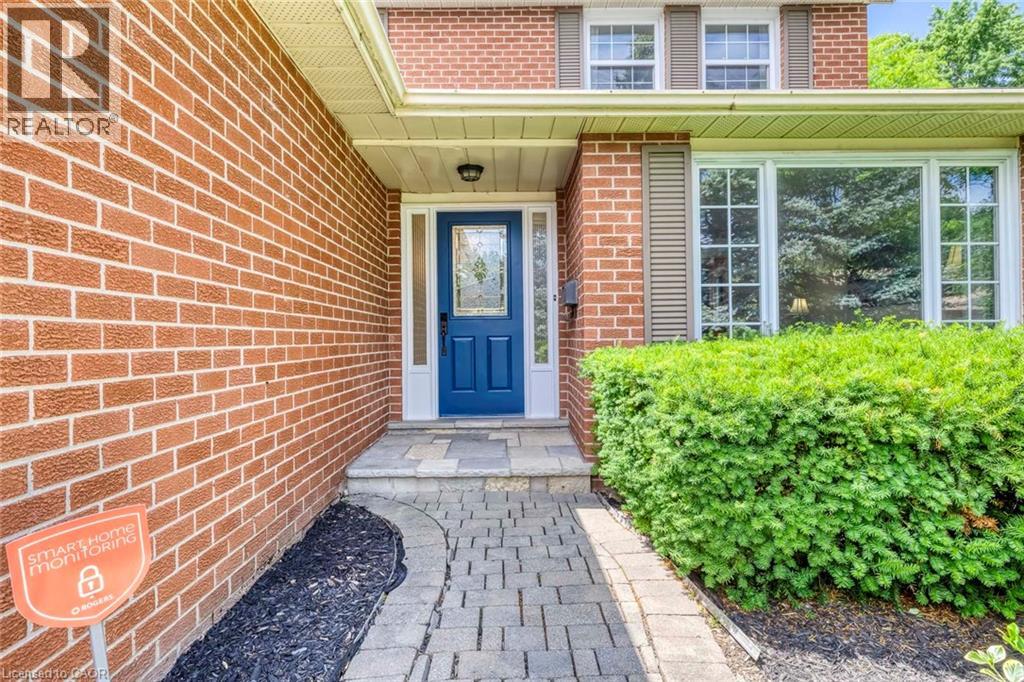 1025 VANIER Drive
