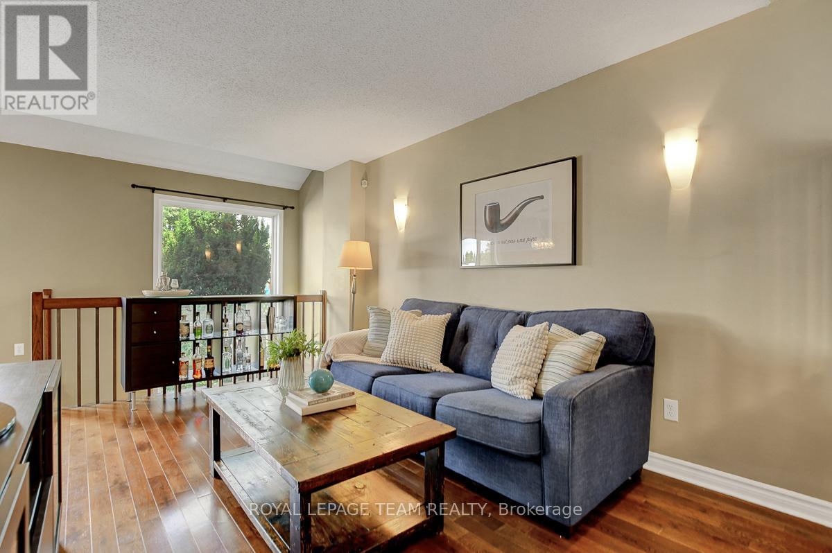 1471 BRIARFIELD CRESCENT