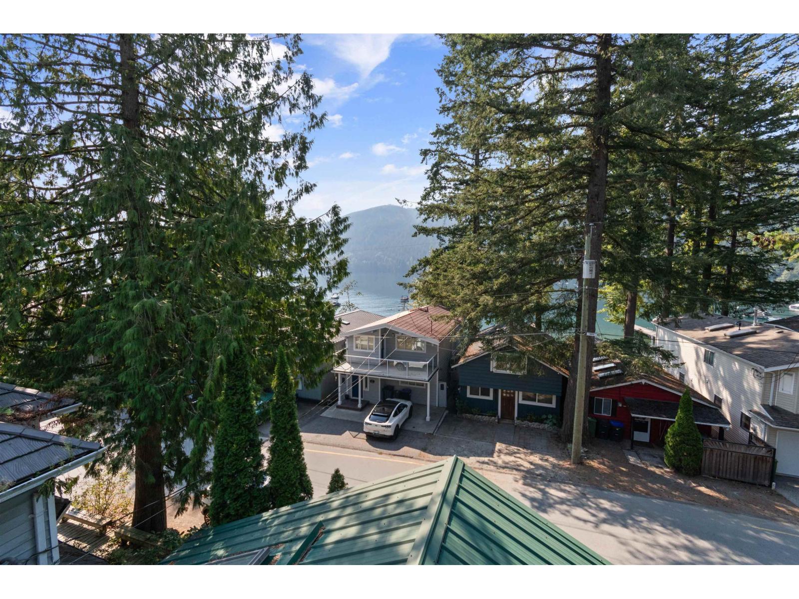 262 FIRST AVENUE|Cultus Lake North