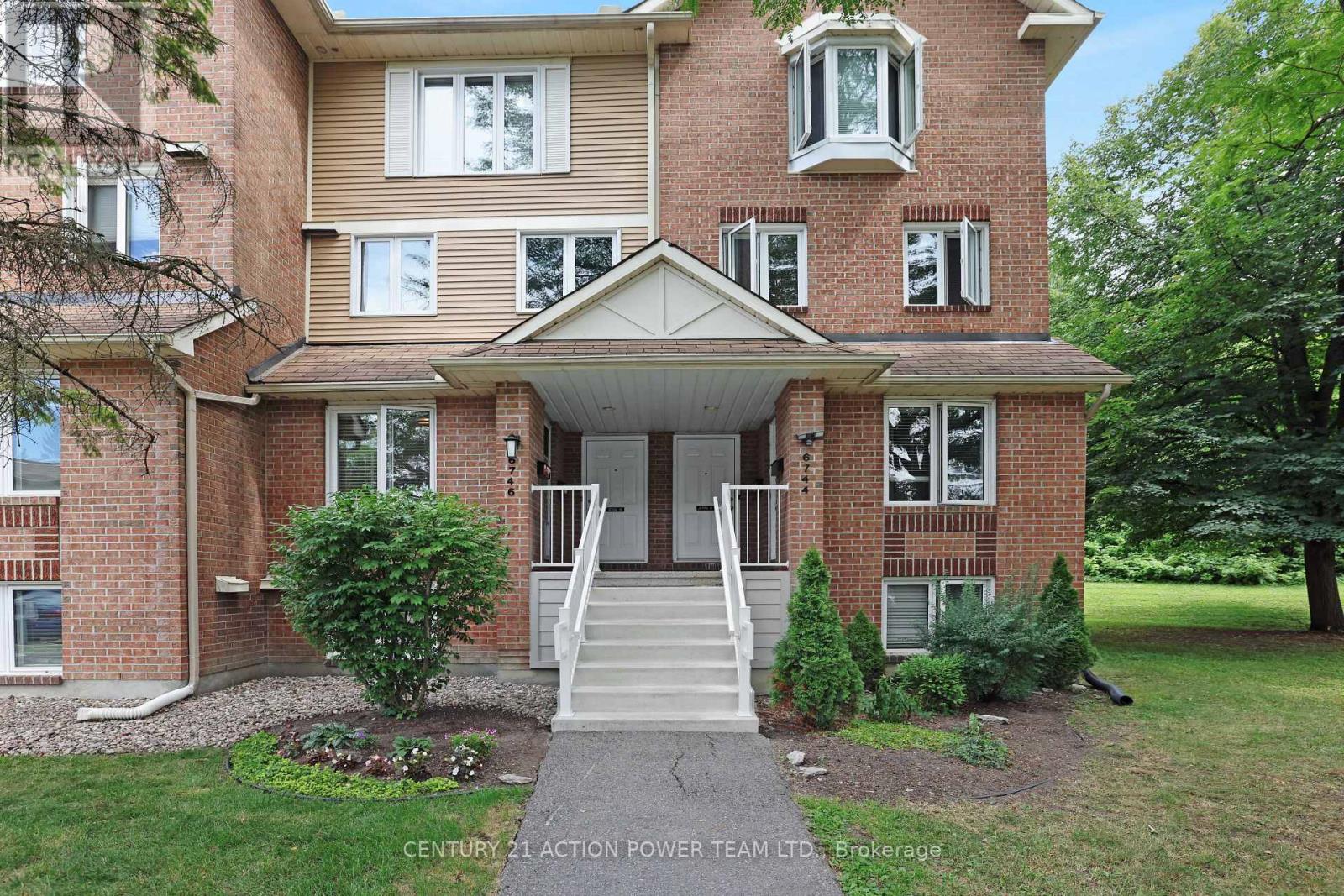 A - 6746 JEANNE D'ARC BOULEVARD N