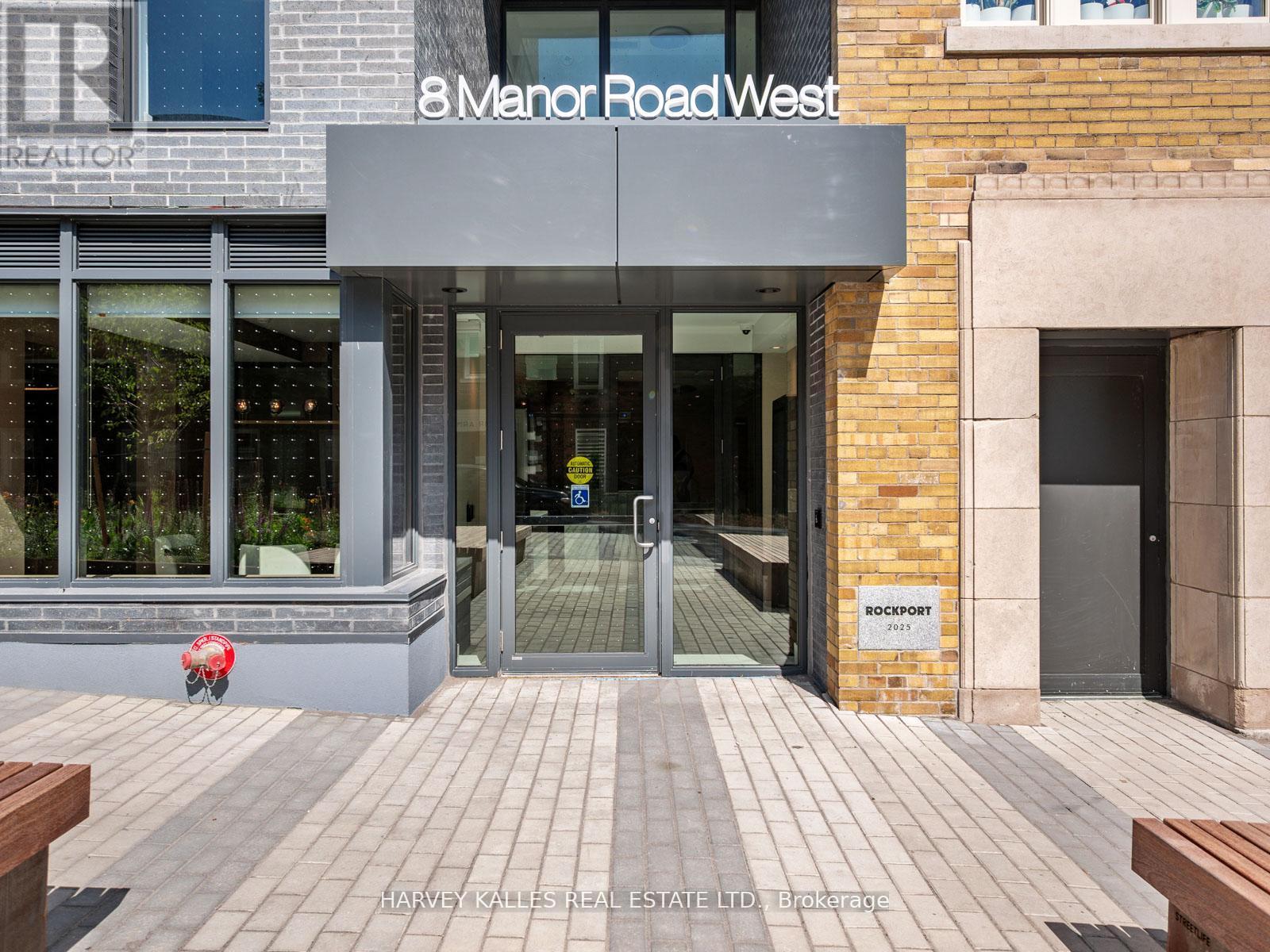 1003 - 8 MANOR ROAD W