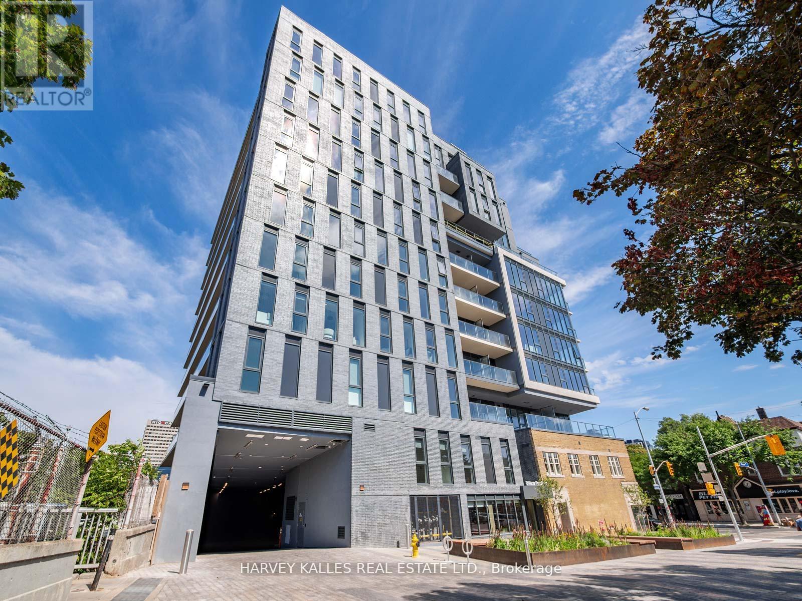 1003 - 8 MANOR ROAD W