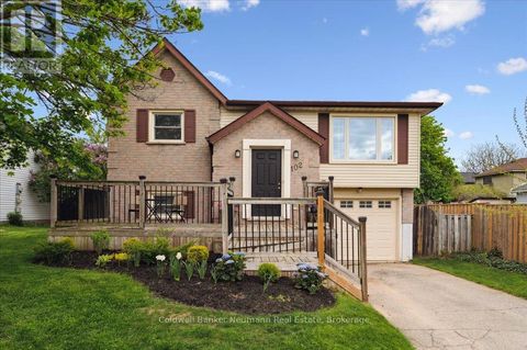 102 BARNICKE DRIVE Cambridge ON N3C3M4