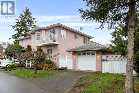 17 Dock St Victoria BC V8V1Z9
