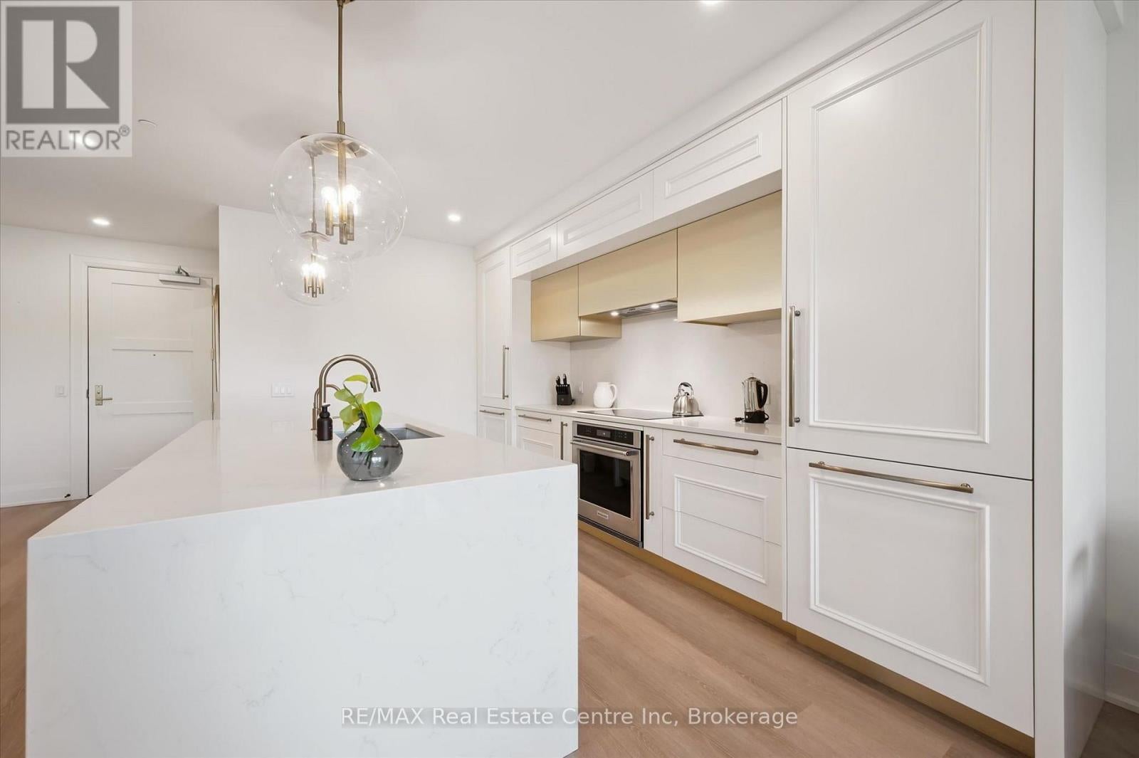 117 - 6523 WELLINGTON RD 7 ROAD