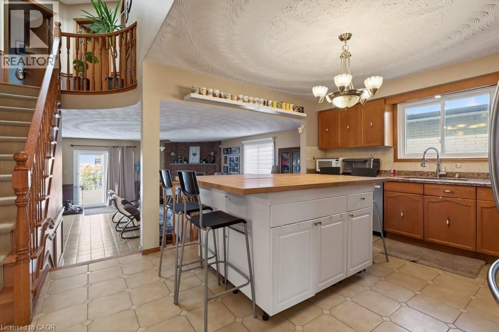 42 LASILA Court