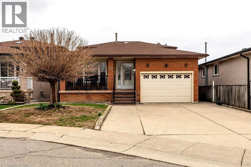 42 LASILA Court