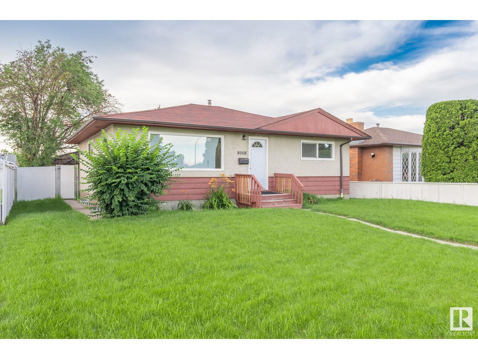 8008 129A AV NW