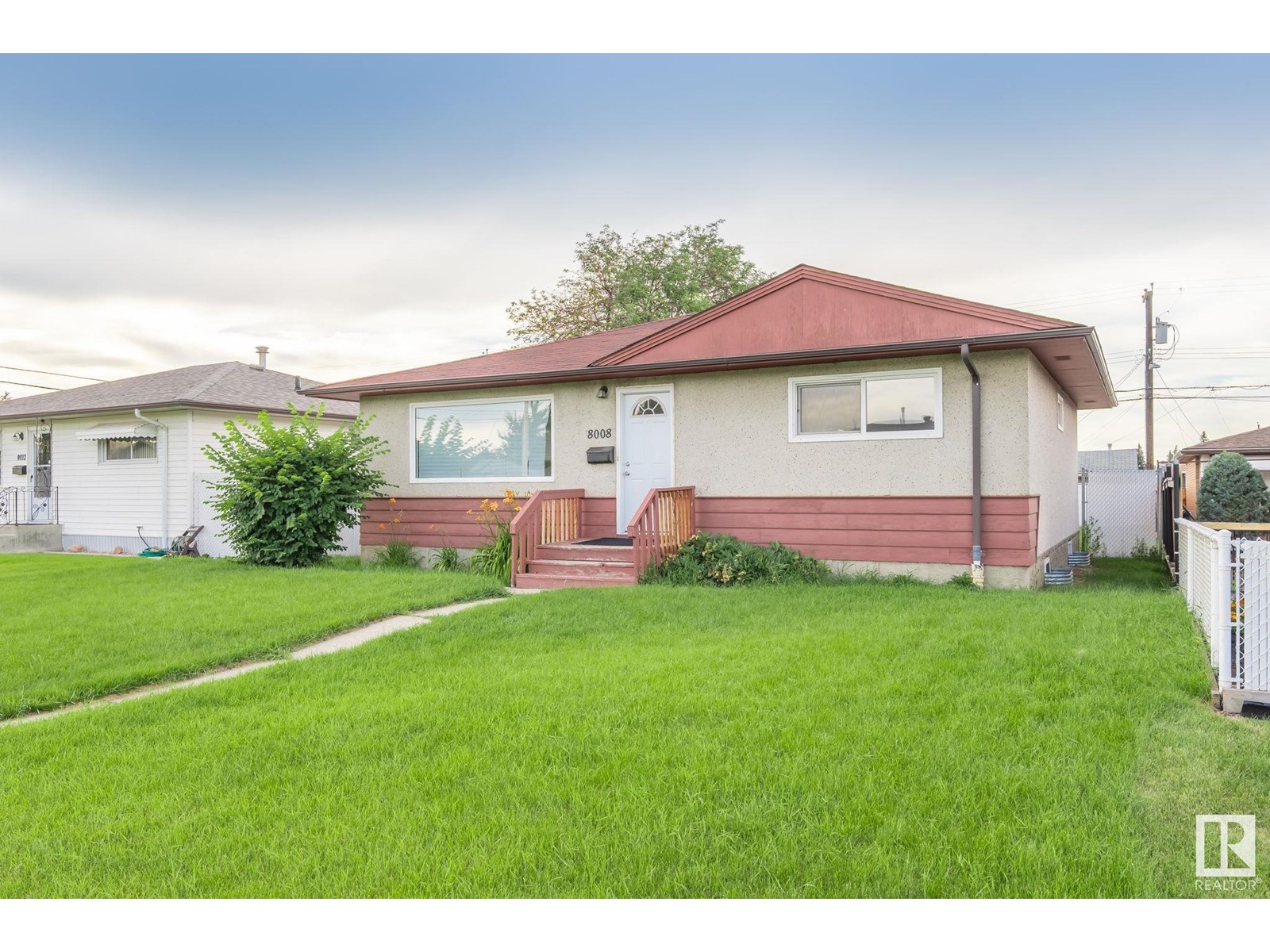8008 129A AV NW