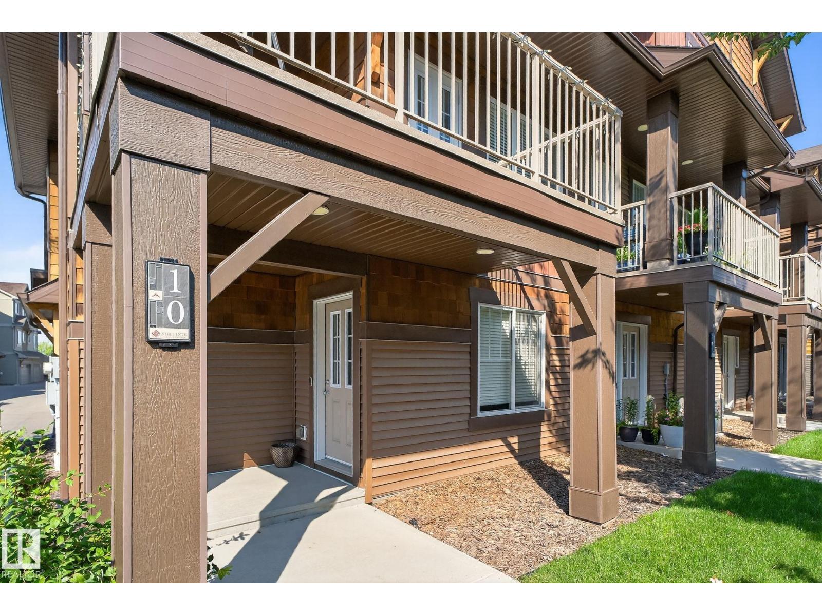 #10 1005 GRAYDON HILL BV SW