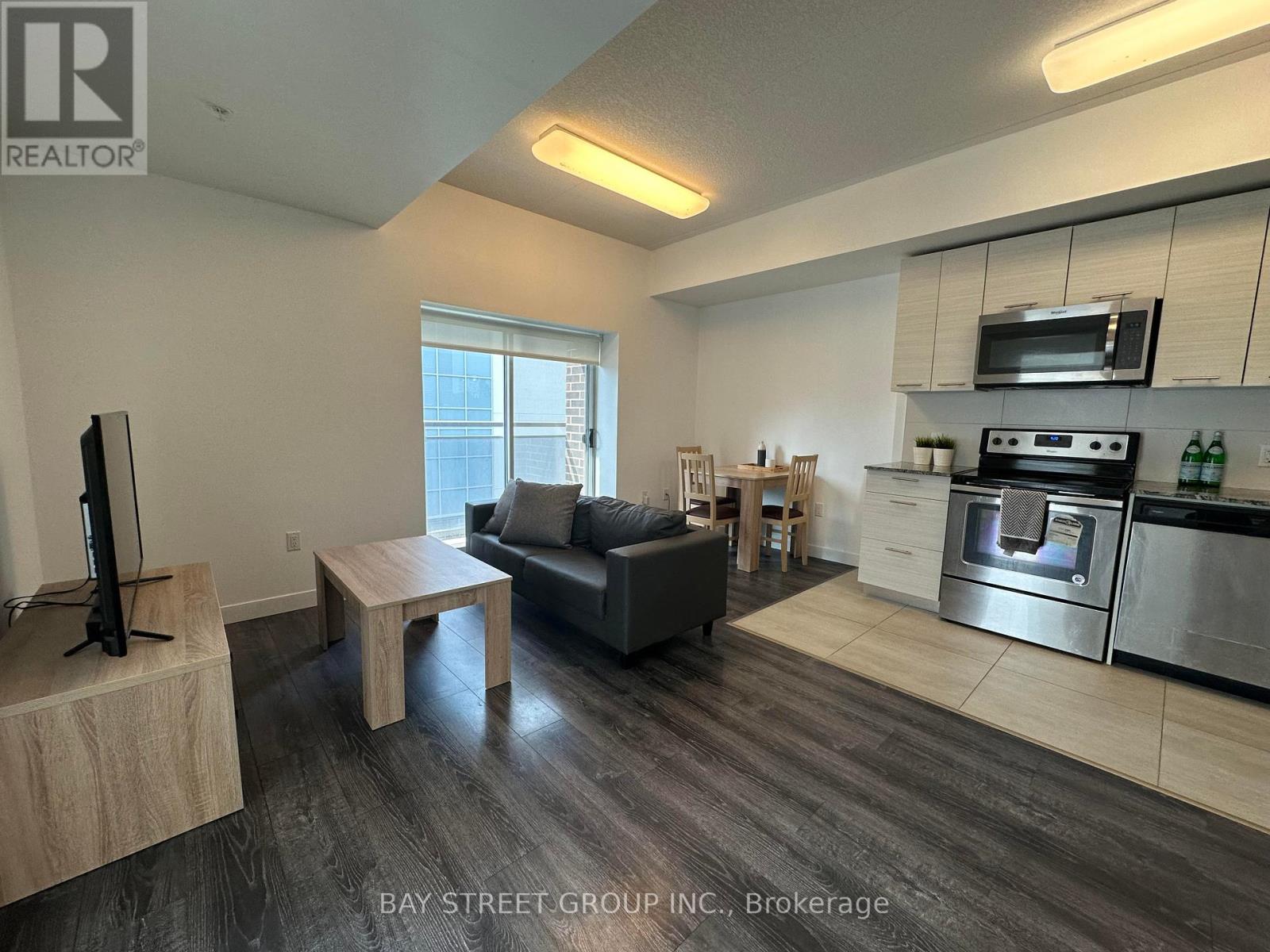 308 - 251 HEMLOCK ST