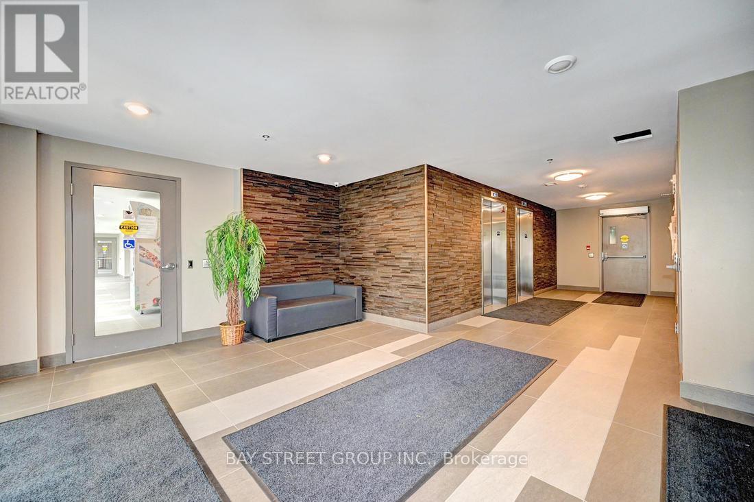 308 - 251 HEMLOCK ST