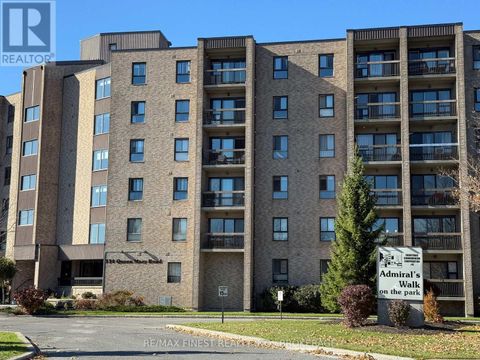 206 - 334 QUEEN MARY ROAD Kingston (West of Sir John A. Blvd) ON K7M7E7