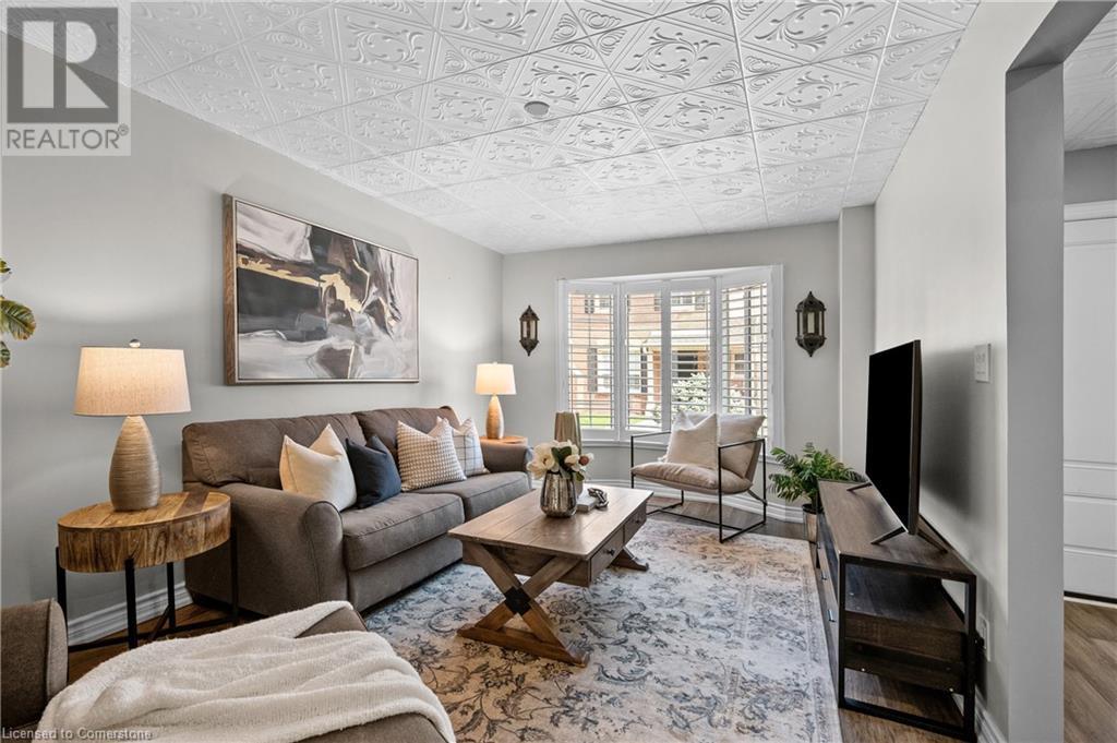 955 KING Road Unit# 7