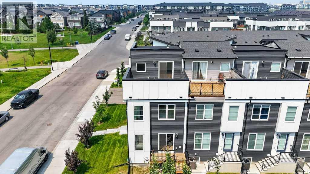 709, 474 Seton Circle SE