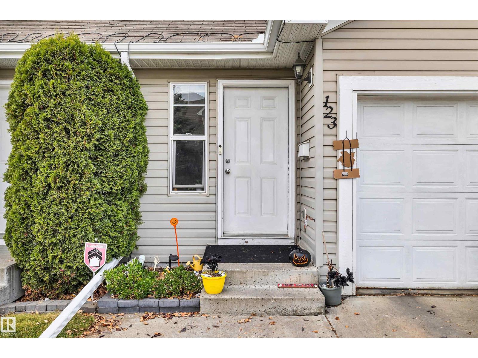 #123 150 EDWARDS DR SW