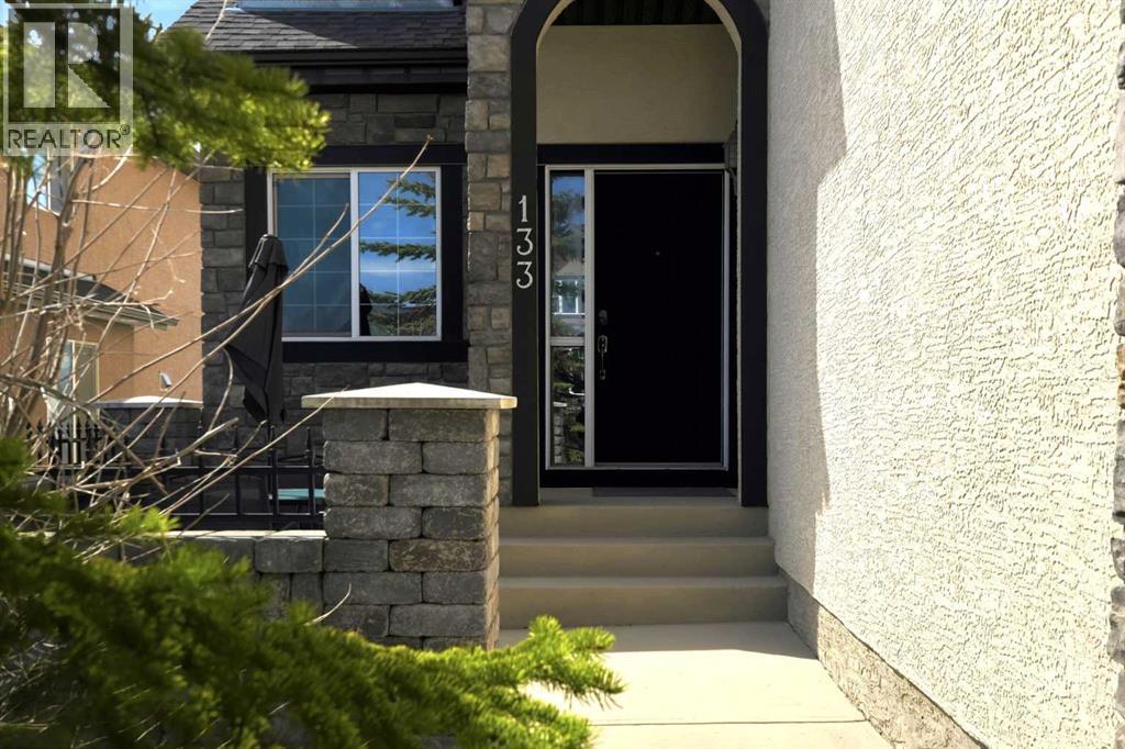 133 Aspen Stone Road SW