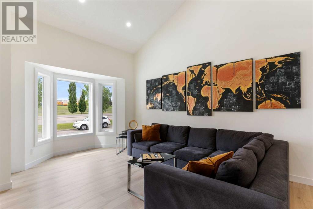 67 Scenic Glen Close NW