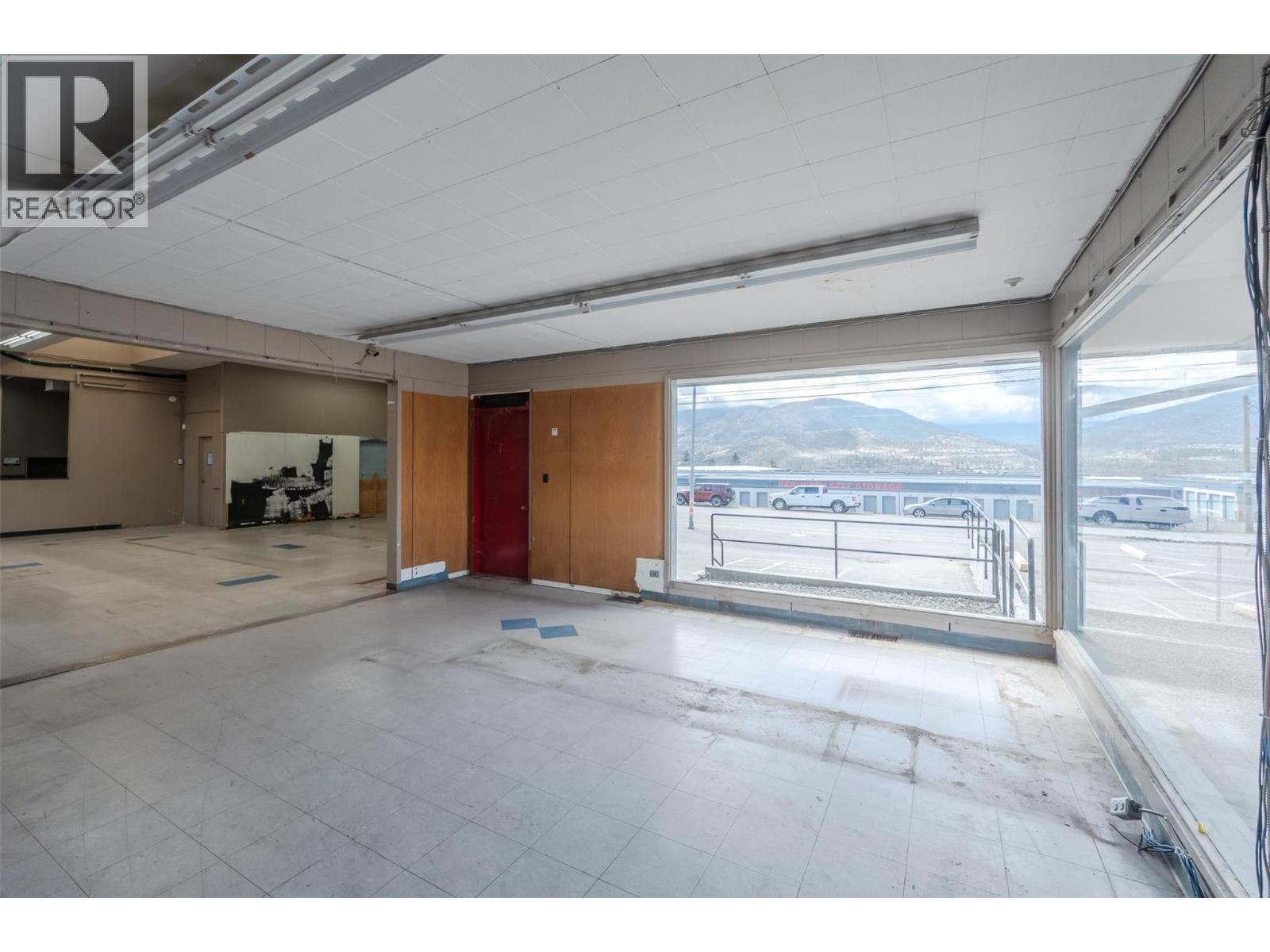 402 Industrial Avenue E