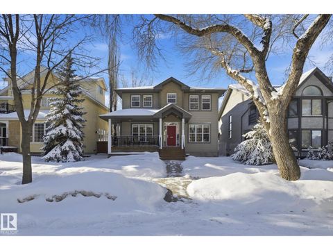 9422 100A ST NW Edmonton AB T5K0V3