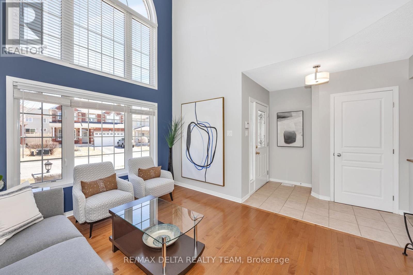 205 LUCINDA CRESCENT