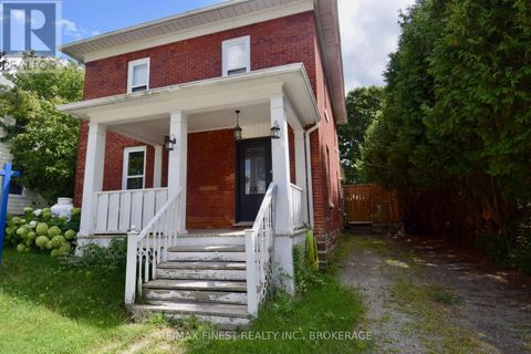 36 WILLIAM STREET Rideau Lakes ON K0E1G0