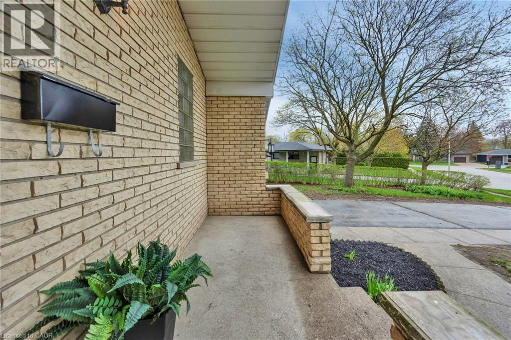 246 HILLCREST Road