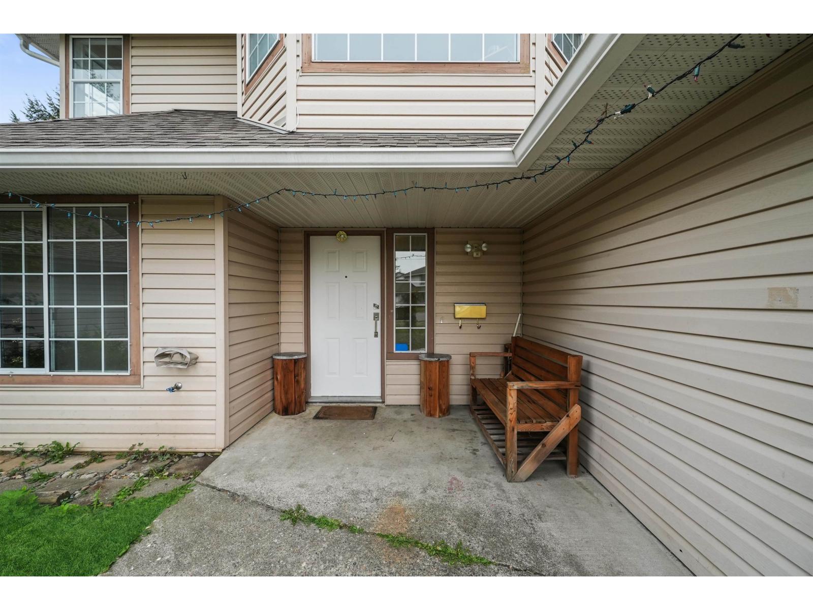 2749 DEHAVILLAND PLACE