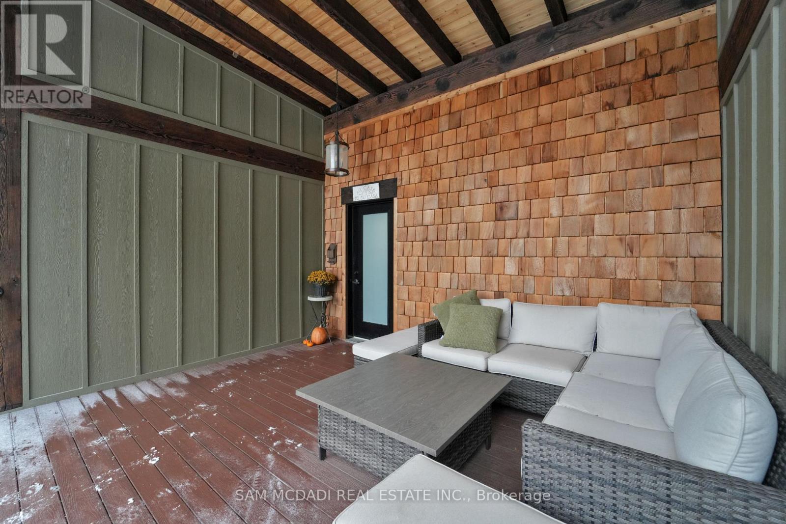 2084 GRAND BOULEVARD