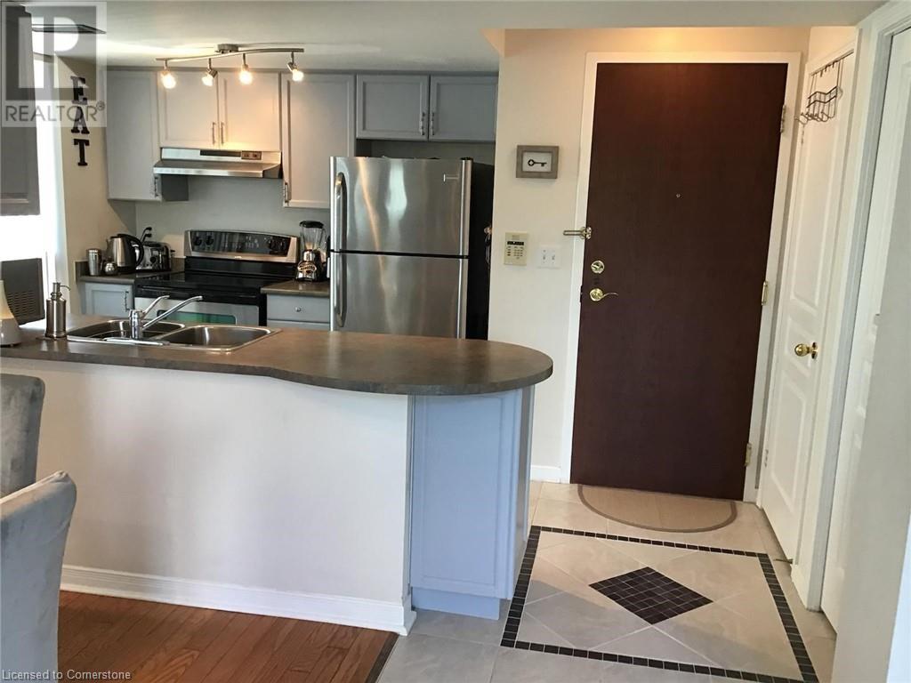 2585 ERIN CENTRE Boulevard Unit# 802
