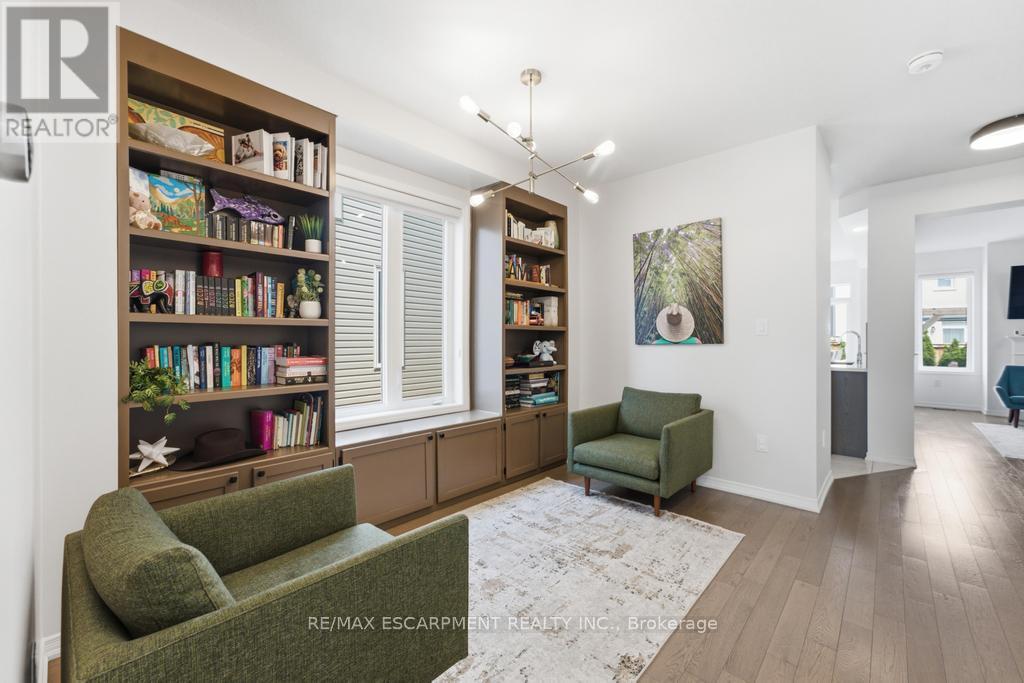 10 COOKE AVENUE