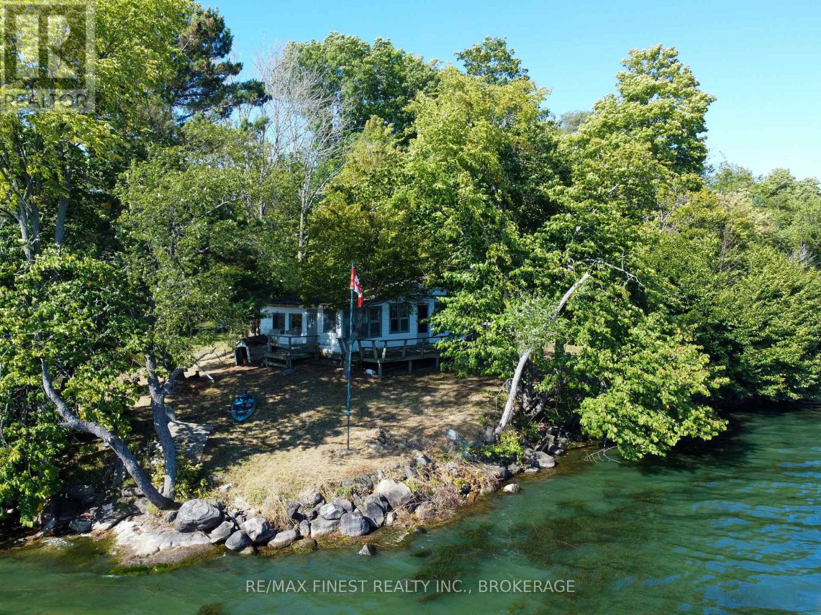 4049 HIAWATHA LANE