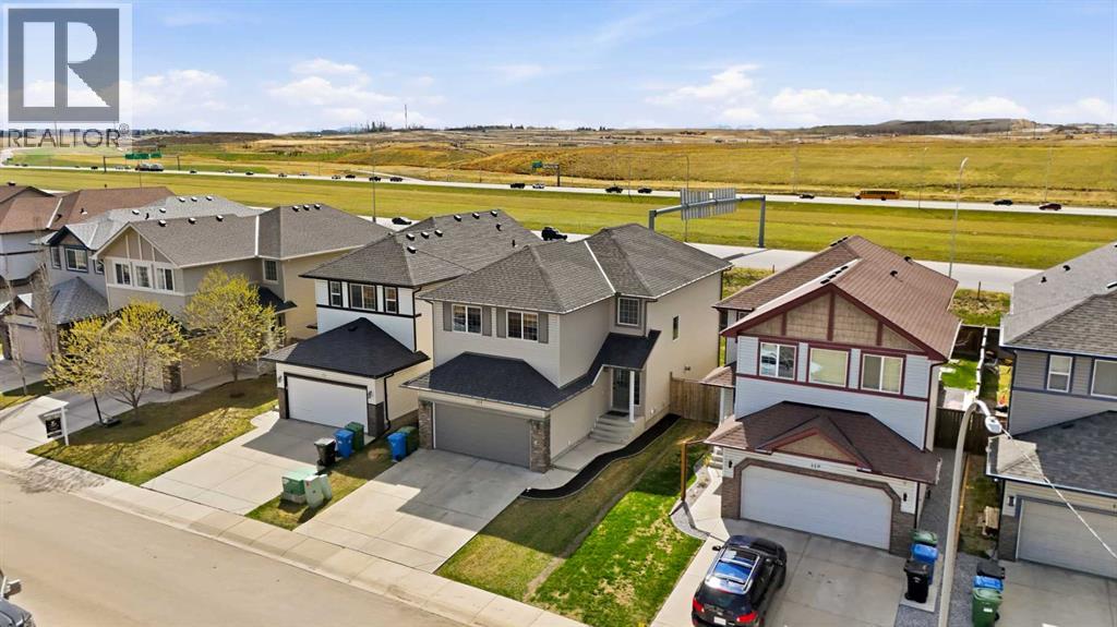 115 Everwoods Park SW