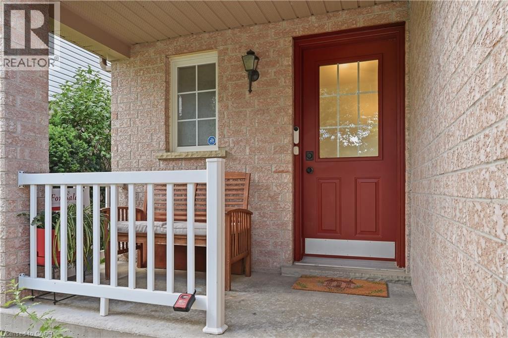119 ROSSMORE Court