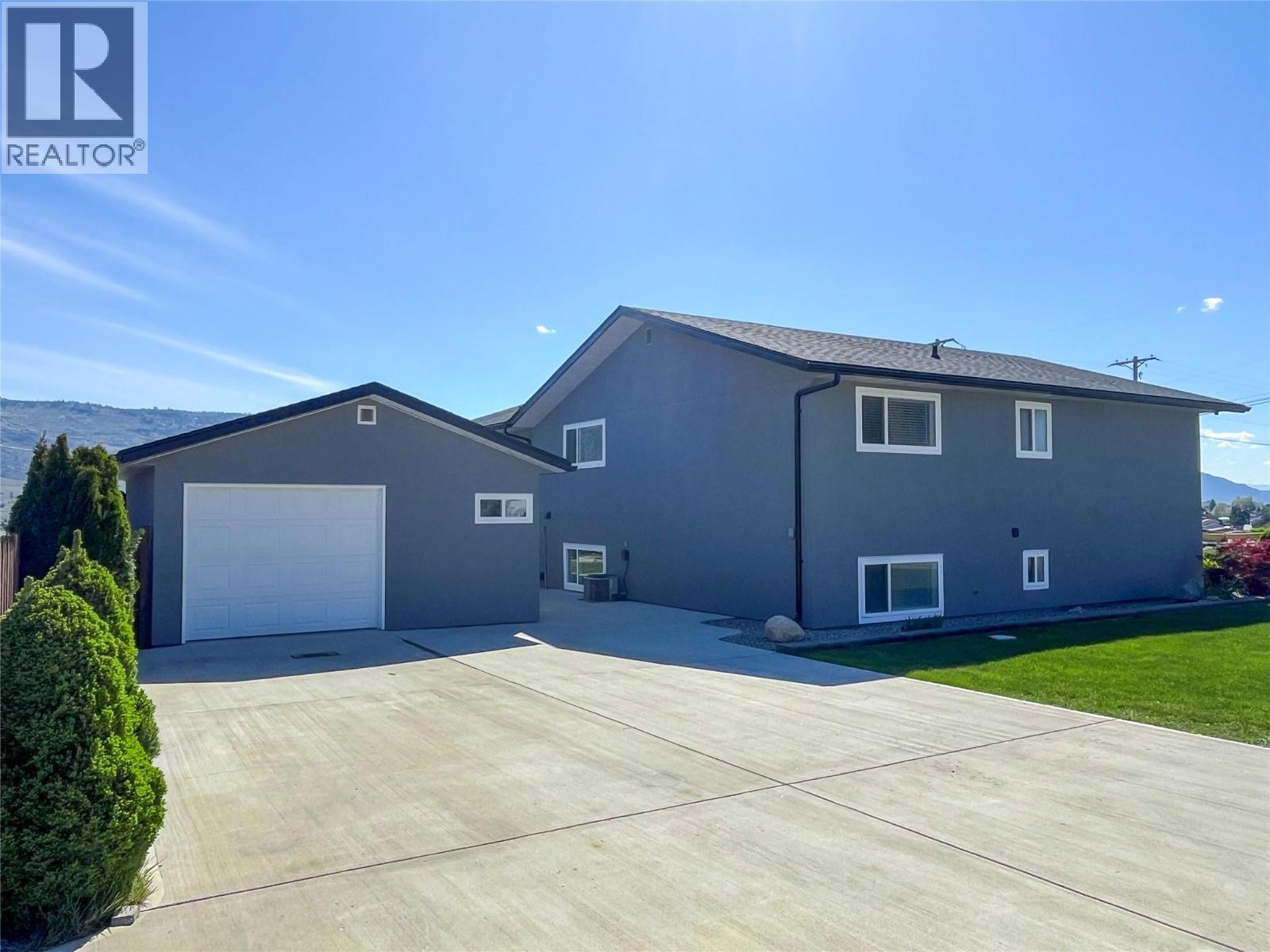 9106 Hummingbird Lane