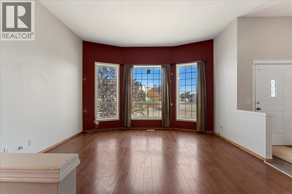 29 Martinvalley Place NE