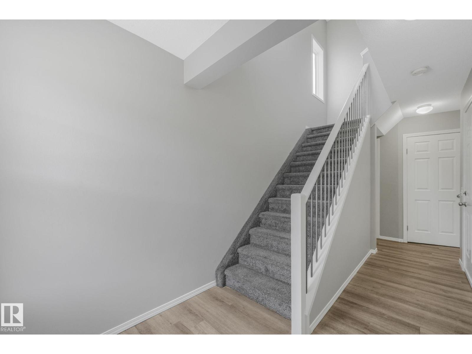 #123 230 Edwards DR SW