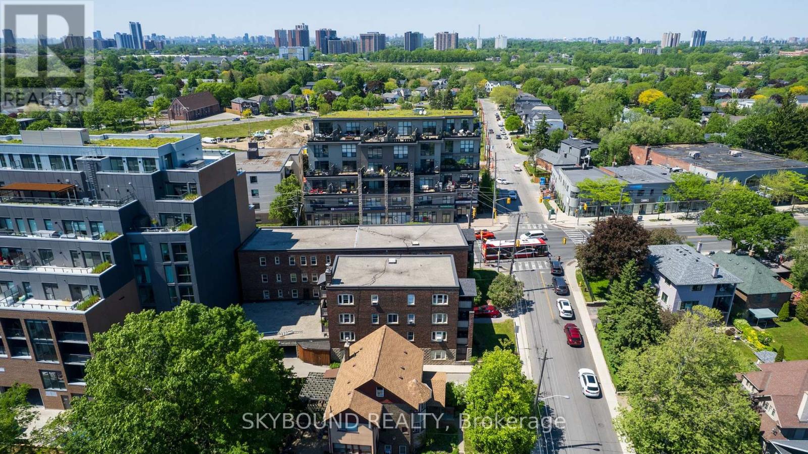 15 - 1165 KINGSTON ROAD