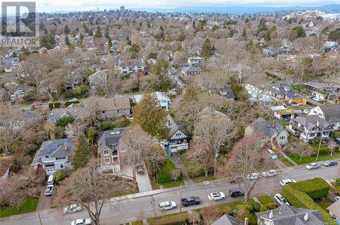 1216 St. Patrick St Oak Bay BC V8S4Y4