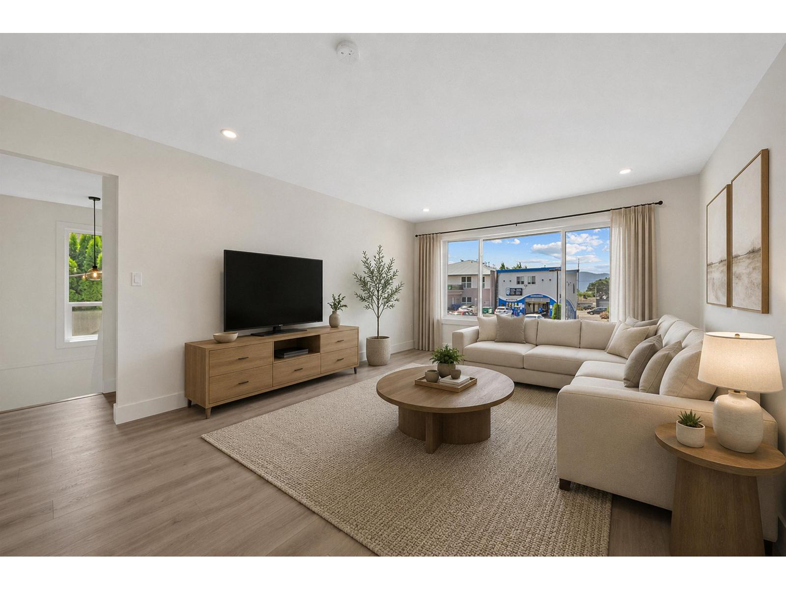 3 45741 BRITTON AVENUE|Sardis East Vedder