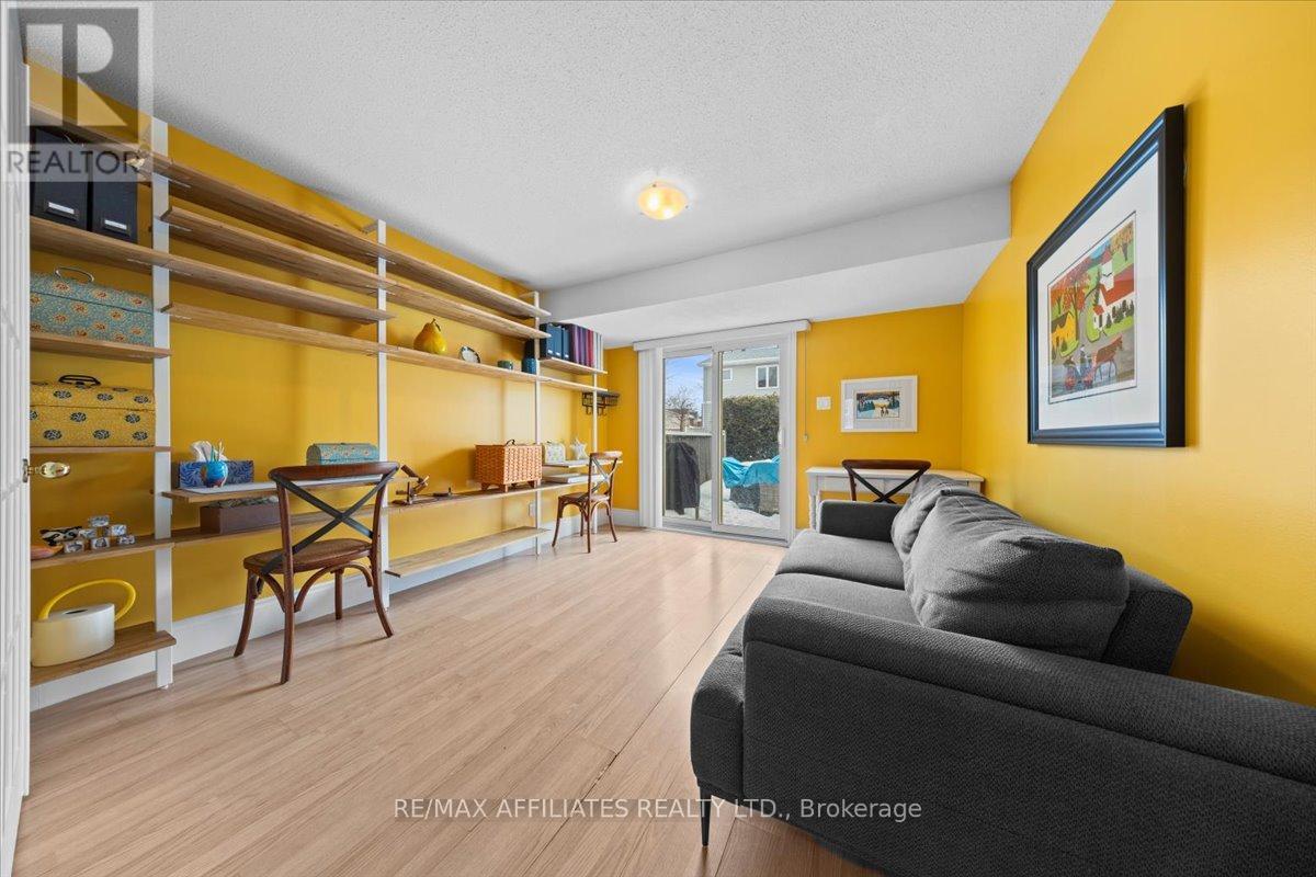 1840 SUMMERFIELDS CRESCENT