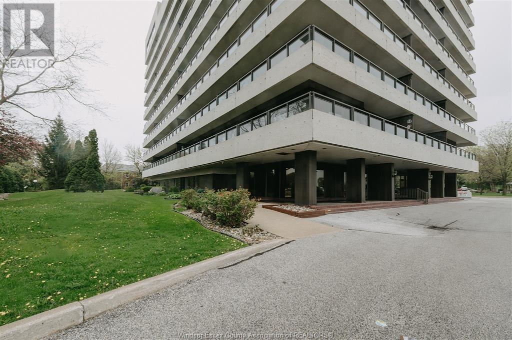 5125 Riverside DRIVE East Unit# 704