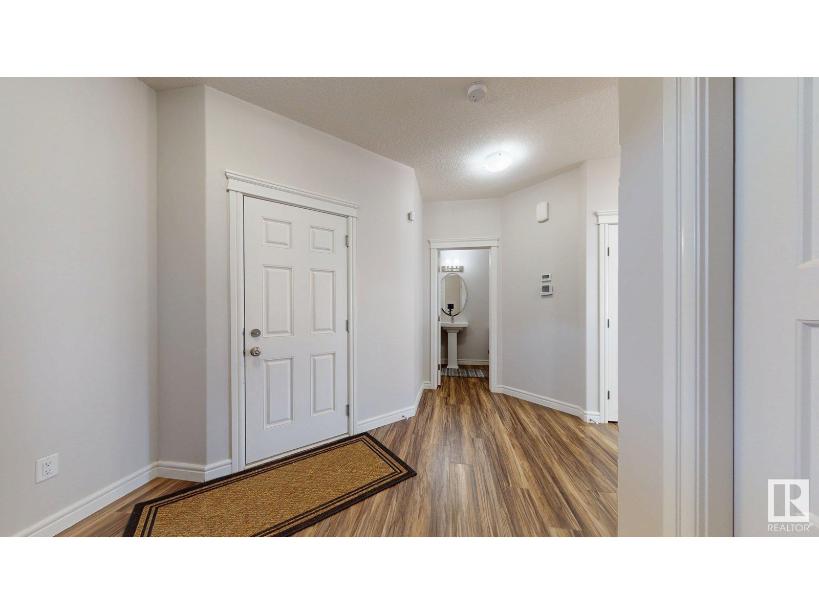 2510 16A AV NW