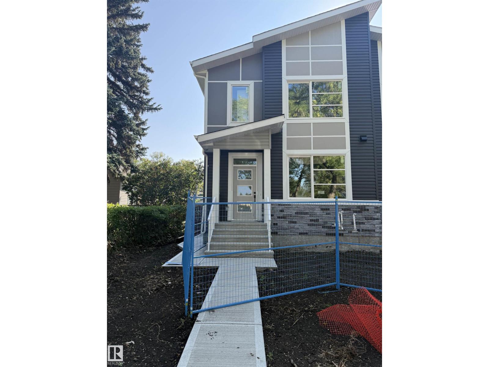 11927 123 ST NW