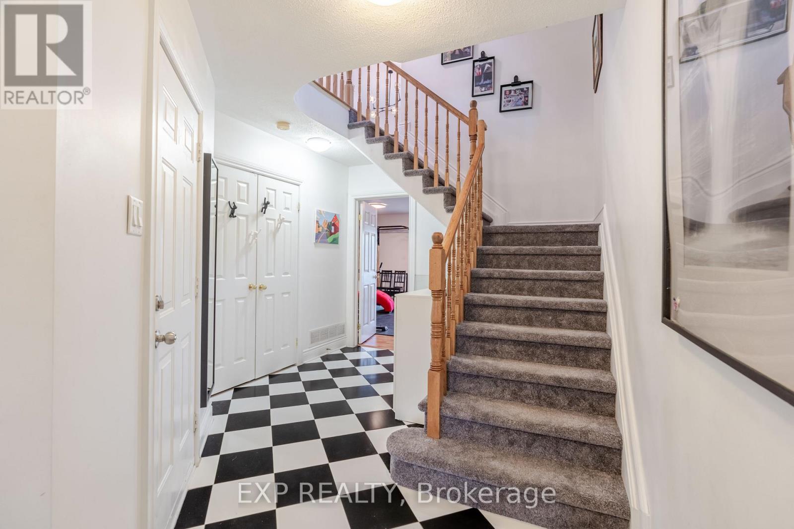 97 CASTLE GLEN CRESCENT