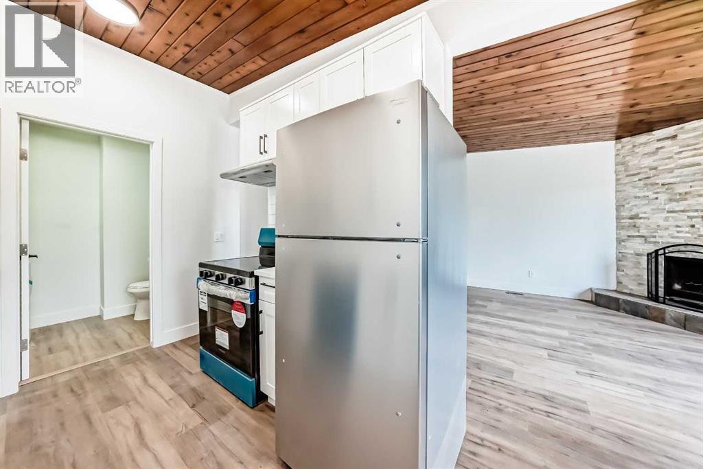 B, 1415 44 Street SE