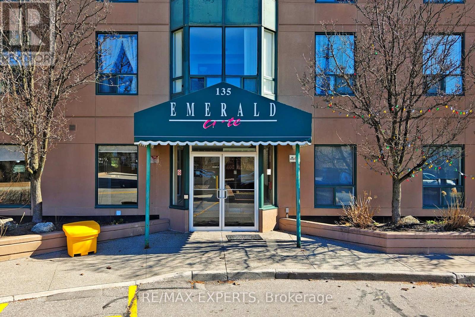 1409 - 135 HILLCREST AVENUE