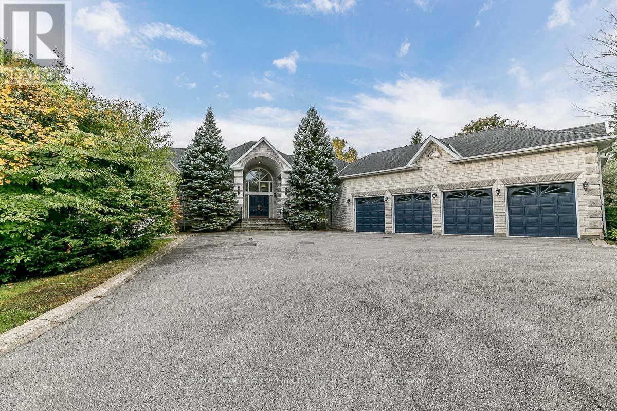 27 GLEN MEADOW LANE