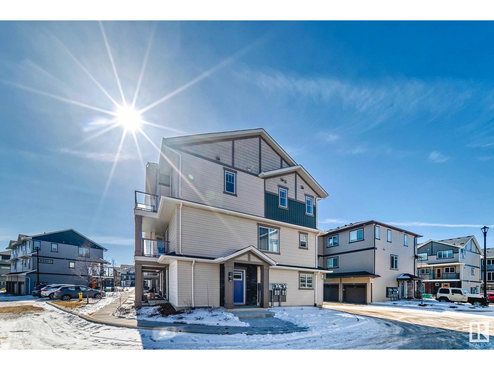 #107 1530 TAMARACK BV NW